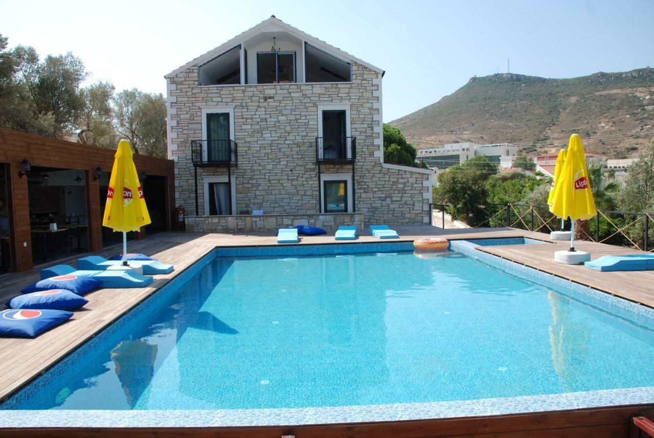 Victoria Hotel And Lounge Foça Exterior foto